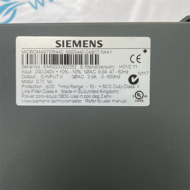 SIEMENS 6SE6440-2AB17-5AA1 MICROMASTER 440 built-in class A filter 200-240 V 1 AC+10/-10% 47-63 Hz constant torque 0.75 kW overload 150% 60 s